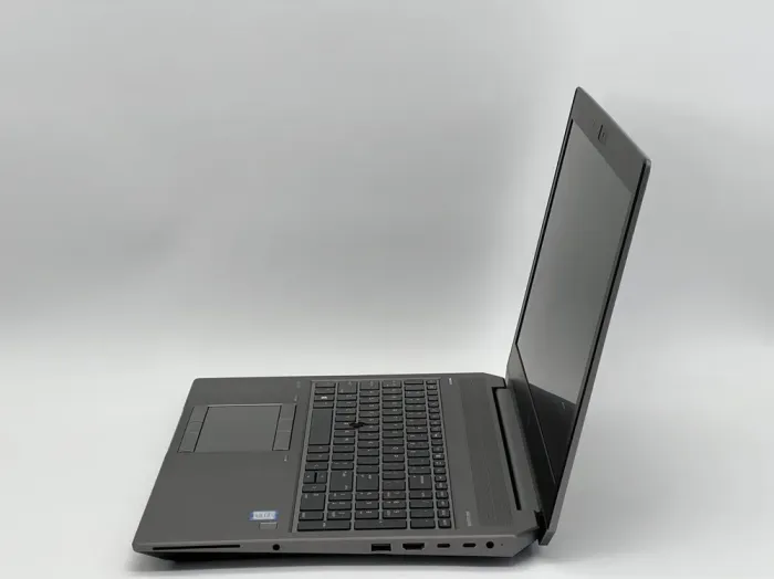 Мобільна робоча станція HP ZBook 15 G5 / 15.6" (1920x1080) IPS / Intel Xeon E-2176M (6 (12) ядер по 2.7 - 4.4 GHz) / 16 GB DDR4 / 480 GB SSD / nVidia Quadro P1000, 4 GB GDDR5, 128-bit / WebCam б/в - зображення 4