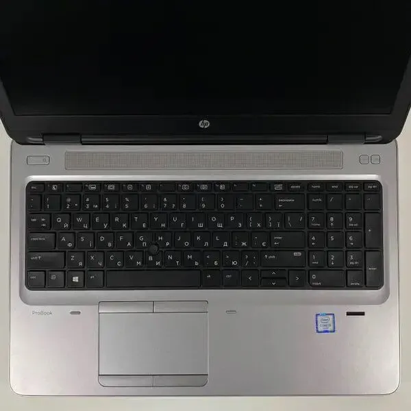 Ноутбук Б-клас HP ProBook 650 G2 / 15.6" (1920x1080) TN / Intel Core i5-6300U (2 (4) ядра по 2.4 - 3.0 GHz) / 16 GB DDR4 / 240 GB SSD / Intel HD Graphics 520 / WebCam / Fingerprint б/в - зображення 3