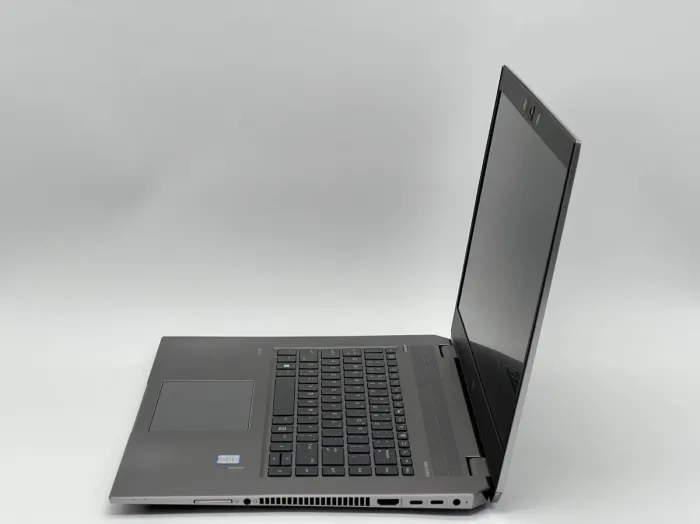 Ультрабук HP ZBook Studio G5 / 15.6" (1920x1080) IPS / Intel Core i7-9850H (6 (12) ядер по 2.6 - 4.6 GHz) / 16 GB DDR4 / 240 GB SSD / Intel UHD Graphics 630 / WebCam б/в - зображення 4