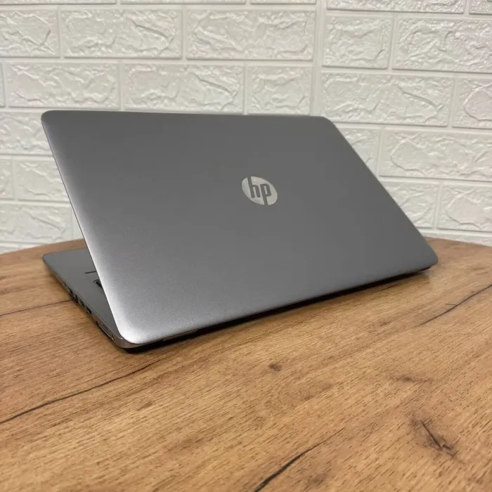 Ноутбук HP EliteBook 850 G3 / 15.6" (1366x768) TN / Intel Core i7-6600U (2 (4) ядра по 2.6 - 3.4 GHz) / 8 GB DDR4 / 256 GB SSD / Intel HD Graphics 520 / WebCam б/в - зображення 6