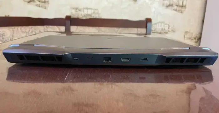 Ігровий ноутбук Б-клас MSI GE66 Raider 11UH-202US / 15.6" (2560x1440) IPS / Intel Core i9-11980HK (8 (16 ядер по 3.3 - 5.0 GHz) / 32 GB DDR4 / 1000 GB SSD / nVidia GeForce RTX 3080, 16 GB GDDR6, 256-bit / WebCam б/в - зображення 7