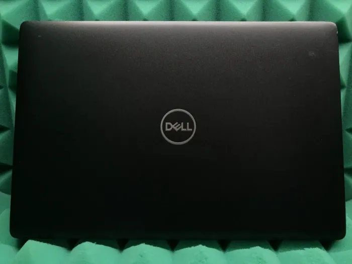 Ультрабук Б-клас Dell Latitude 5400 / 14" (1920x1080) IPS / Intel Core i5-8365U (4 (8) ядра по 1.6 - 4.1 GHz) / 8 GB DDR4 / 256 GB SSD / Intel UHD Graphics 620 / WebCam / USB 3.1 / HDMI / Windows 10 б/в - зображення 5