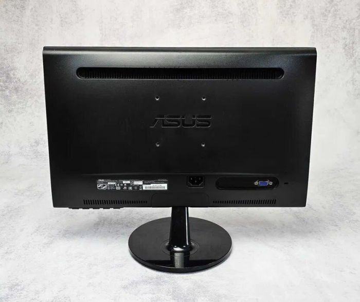 Монітор Asus VS197DE / 19" (1366x768) TN / 1x VGA / VESA 75x75 б/в - зображення 3