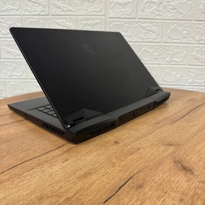 Ігровий ноутбук Б-клас MSI GP66 Leopard 11UH / 15.6" (1920x1080) IPS / Intel Core i7-11800H (8 (16) ядер по 1.9 - 4.6 GHz) / 32 GB DDR4 / 1000 GB SSD NVMe / nVidia GeForce RTX 3080, 8 GB GDDR6, 256-bit / WebCam б/в - зображення 6