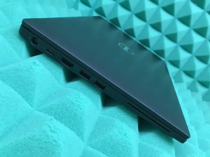 Ультрабук Dell Latitude 7480 / 14" TN / Core i5-6300U (2(4) ядра по 2.4-3GHz) / 8GB DDR4 / 128GB SSD / HD Graphics 520 / WebCam / Fingerprint / HDMI б/в - зображення 7