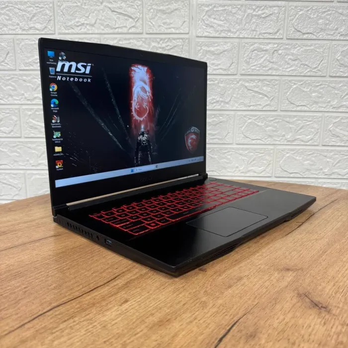 Ігровий ноутбук Б-клас MSI GF63 Thin 11SC / 15.6" (1920x1080) IPS / Intel Core i5-11400H (6 (12) ядер по 2.7 - 4.5 GHz) / 8 GB DDR4 / 256 GB SSD / nVidia GeForce GTX 1650 Max-Q, 4 GB GDDR6, 128-bit / WebCam б/в - зображення 4