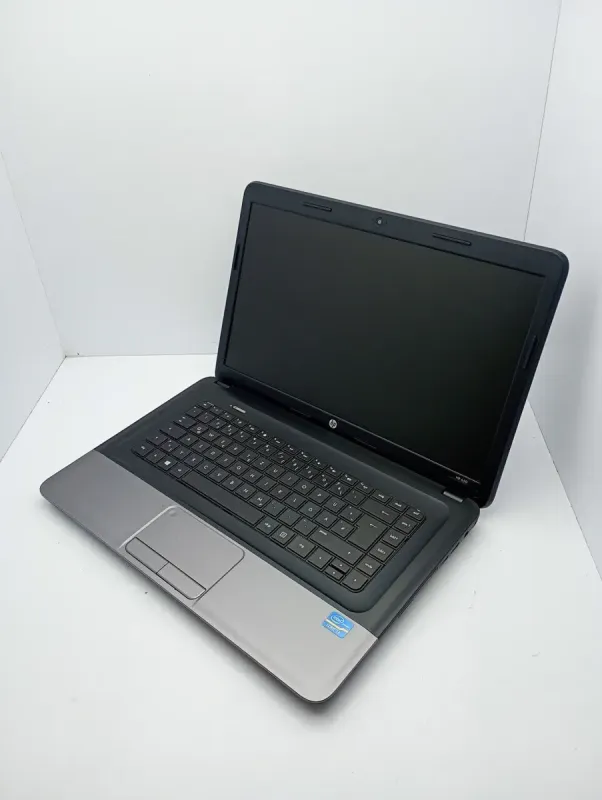 Ноутбук HP Pavilion 650 / 15.6" (1366x768) TN / Intel Core i3-2328M (2 (4) ядра по 2.2 GHz) / 6 GB DDR3 / 250 GB HDD / Intel HD Graphics 3000 / WebCam б/в - зображення 4