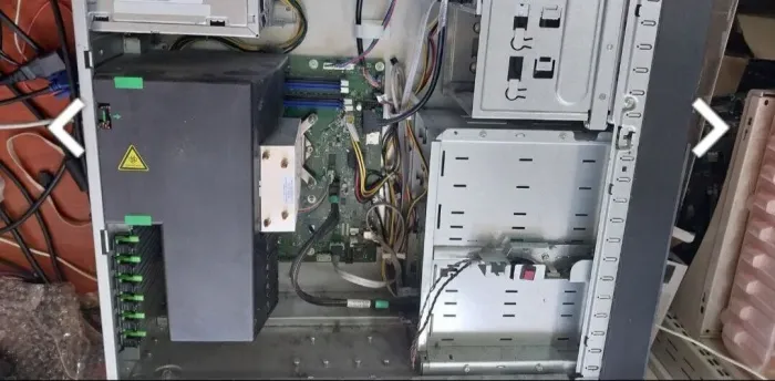 Сервер Fujitsu PRIMERGY TX1330 M2 Full Tower / Intel Core i3-6100 (2 (4) ядра по 3,7 ГГц) / 8 ГБ DDR4 / 60 ГБ SSD / Matrox G200e ServerEngines б/в - зображення 7