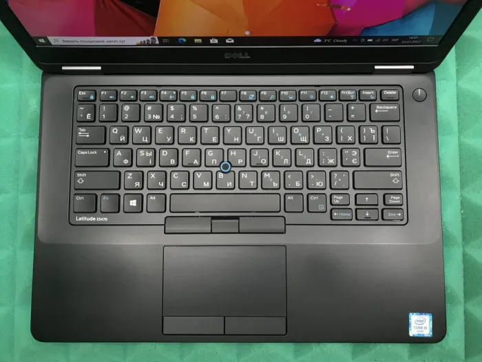 Ноутбук Dell Latitude E5470 / 14" IPS / Core i5-6300U (2(4) ядра по 2.4-3GHz) / 8GB DDR4 / 256GB SSD M.2 / HD Graphics 520 / WebCam / HDMI / Win 10 б/в - зображення 4