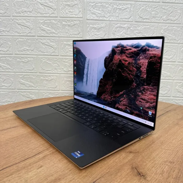 Ігровий ноутбук Б-клас Dell XPS 15 9510 / 15.6" (3840x2160) IPS Touch / Intel Core i9-11900H (8 (16) ядер по 2.1 - 4.9 GHz) / 16 GB DDR4 / 512 GB SSD / nVidia GeForce RTX 3050 Ti, 4 GB GDDR6, 128-bit / WebCam б/в - зображення 5