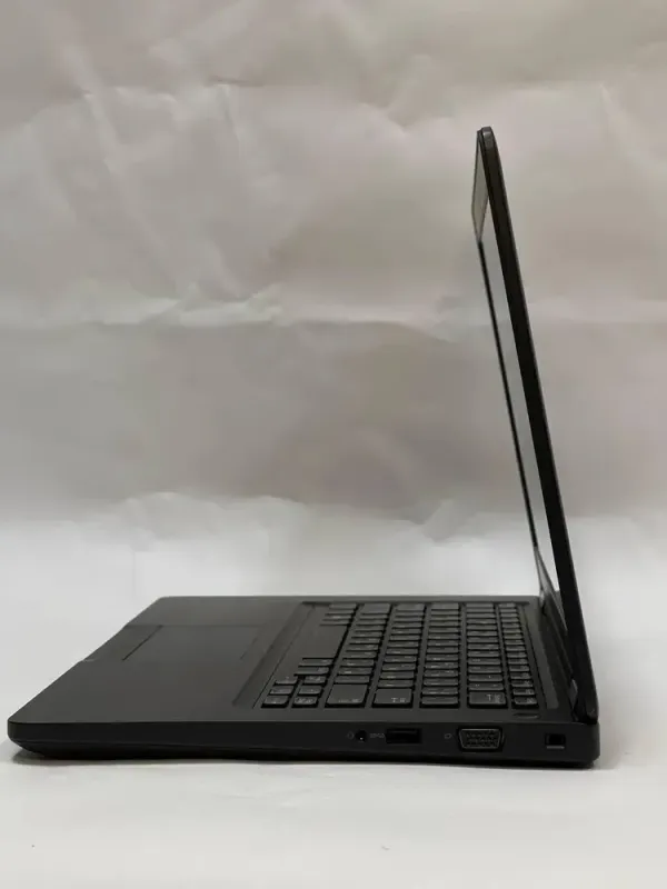 Ультрабук Dell Latitude 5480 / 14" (1920x1080) IPS / Intel Core i5-7300U (2 (4) ядра по 2.6 - 3.5 GHz) / 8 GB DDR4 / 128 GB SSD / Intel HD Graphic 620 / WebCam / Windows 10 Pro б/в - зображення 6