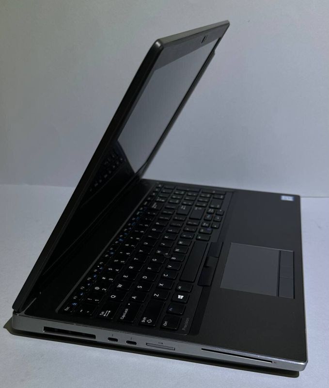 Мобільна робоча станція Б-клас Dell Precision 7540 / 15.6" (1920x1080) TN / Intel Xeon E2276M (6 (12) ядер по 2.8 - 4.7 GHz) / 32 GB DDR4 / 256 GB SSD + 256 GB SSD / nVidia Quadro RTX 3000, 6 GB GDDR6, 192-bit / WebCam / Win 11 Pro б/в - зображення 4