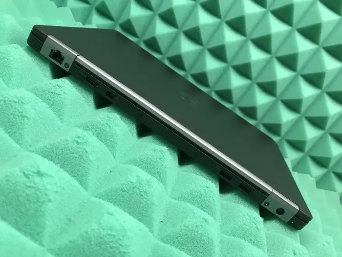 Ультрабук Б-класс Dell Latitude E7470 / 14" TN / Intel Core i5-6300U (2(4) ядра по 2.4-3 GHz) / 8GB DDR4 / 128GB SSD M.2 / HD Graphics 520 / WebCam / USB 3.0 / HDMI / miniDP / Win 10 б/в - зображення 8