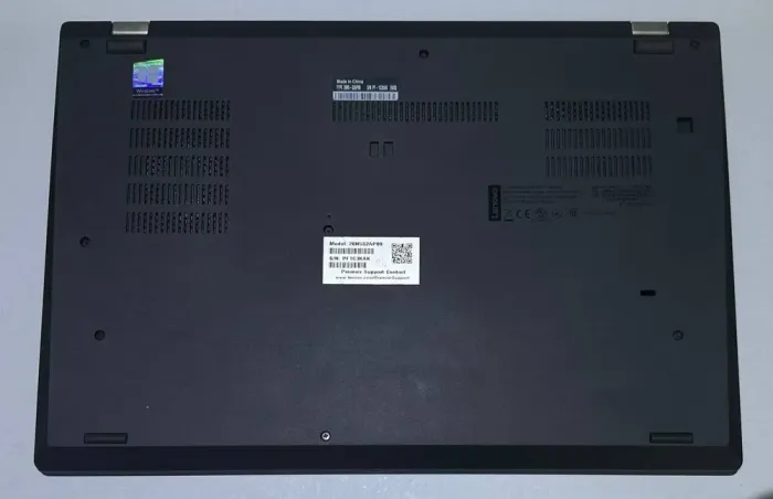 Ультрабук Lenovo ThinkPad T590 / 15.6" (1920x1080) IPS / Intel Core i7-8665U (4 (8) ядра по 1.9 - 4.8 GHz) / 16 GB DDR4 / 256 GB SSD / nVidia GeForce MX250, 2 GB GDDR5, 64-bit / WebCam / Win 11 б/в - зображення 4