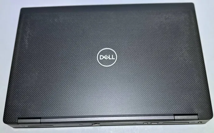 Ігровий ноутбук Dell Precision 7540 / 15.6" (1920x1080) TN / Intel Core i7-9750H (6 (12) ядер по 2.6 - 4.5 GHz) / 32 GB DDR4 / 512 GB SSD / AMD Radeon Pro WX 3200, 4 GB GDDR5, 128-bit / WebCam / Win 11 Pro б/в - зображення 3