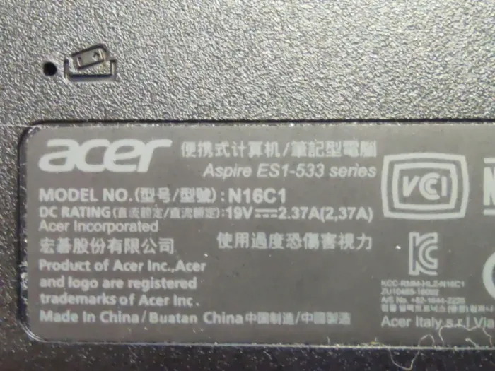 Ноутбук Acer Aspire ES1-533 / 15.6" (1366x768) TN / Intel Pentium N4200 (4 ядра по 1.1 - 2.5 GHz) / 4 GB DDR3 / 256 GB SSD / Intel HD Graphics 505 / WebCam б/в - зображення 8