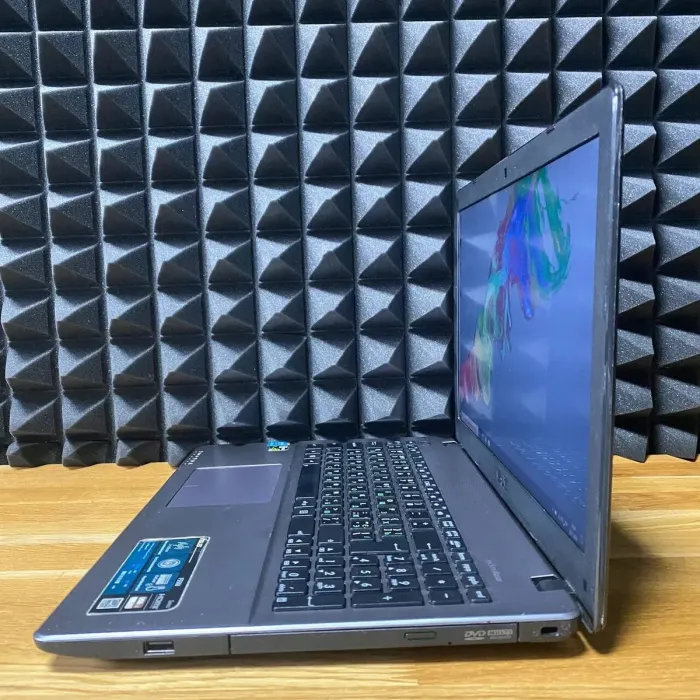 Ноутбук Б-клас Asus F550J / 15.6" (1920x1080) TN / Intel Core i7-4710HQ (4 (8) ядра по 2.5 - 3.5 GHz) / 12 GB DDR3 / 128 GB SSD / nVidia GeForce GTX 850M, 2 GB GDDR3, 128-bit / WebCam / DVD-ROM б/в - зображення 6