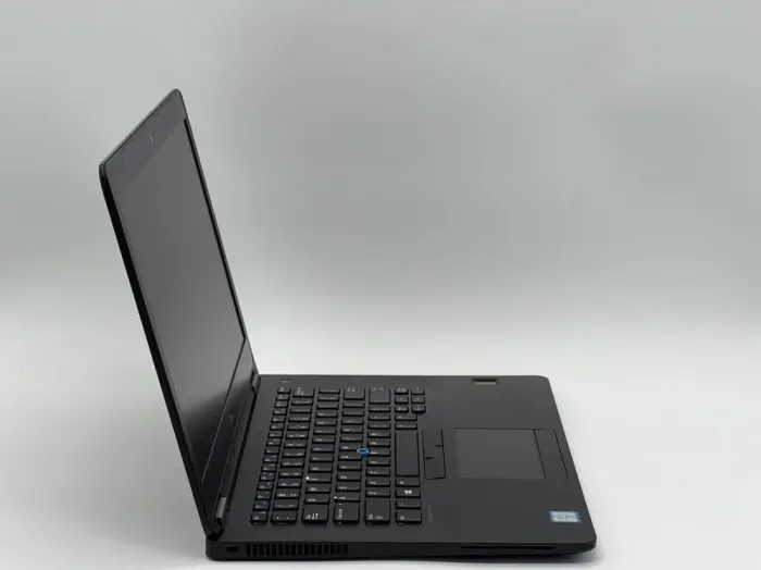 Ультрабук Dell Latitude E7470 / 14" (1366x768) TN / Intel Core i7-6600U (2 (4) ядра по 2.6 - 3.4 GHz) / 8 GB DDR4 / 120 GB SSD / Intel HD Graphics 520 / WebCam б/в - зображення 3