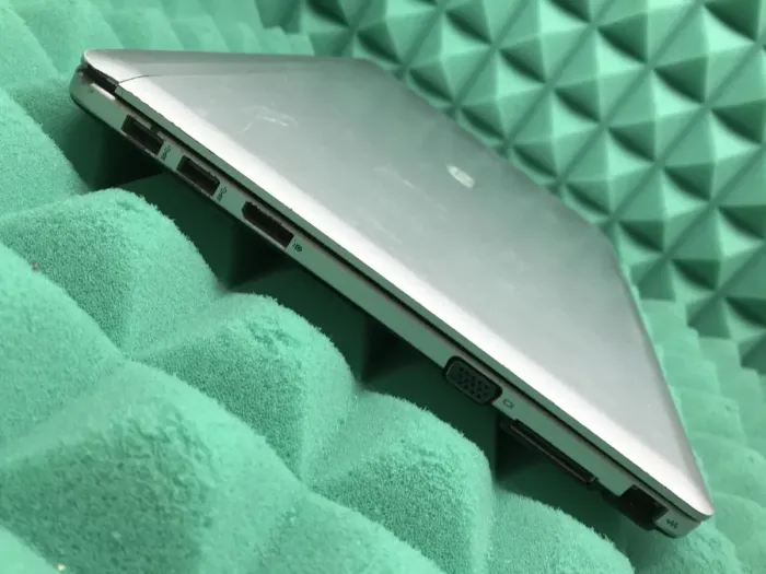 Ультрабук Б-клас HP EliteBook Folio 9480m / 14" TN / Core i5-4210U (2(4) ядра по 1.7-2.7GHz) / 8GB DDR3 / 120GB SSD / HD Graphics 4400 / WebCam / Fingerprint / DisplayPort б/в - зображення 8