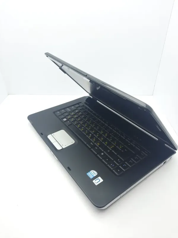 Ноутбук Dell Vostro A8600 / 15.6" (1366x768) TN / Pentium Dual Core T2410 (2 (2) ядра по 2.0 GHz) / 4 GB DDR2 / 200 GB HDD / Intel HD Craphics / WebCam б/в - зображення 5