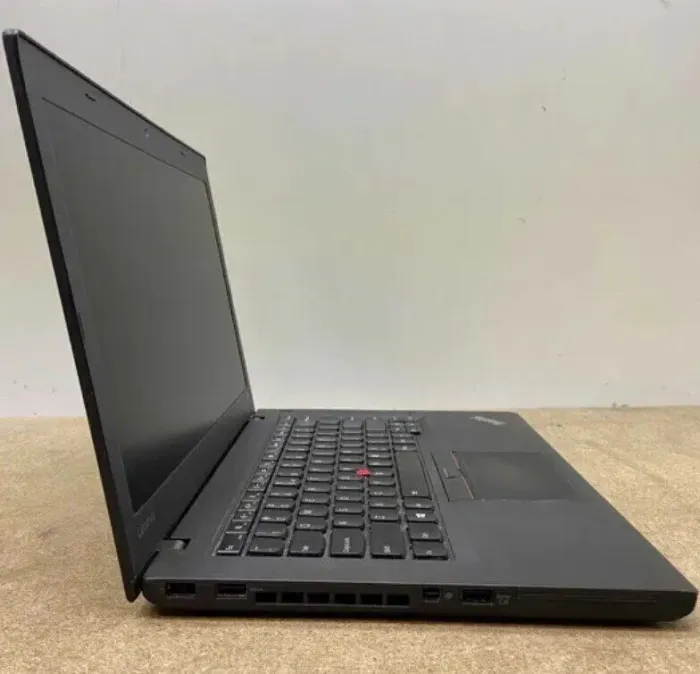 Ноутбук Lenovo ThinkPad T460 / 14" (1366x768) TN / Intel Core i5-6300U (2 (4) ядра по 2.4 - 3.0 GHz) / 8 GB DDR3 / 480 GB SSD / Intel HD Graphics 520 / WebCam б/в - зображення 9