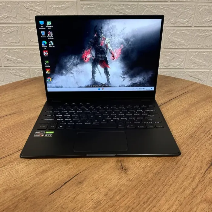Ігровий ультрабук-трансформер Asus Rog Flow x13 GV301QE / 13.3" (1920x1080) IPS Touch / AMD Ryzen 9 5900HS (8 (16) ядер по 3.0 - 4.6 GHz) / 16 GB DDR4 / 1000 GB SSD / nVidia GeForce RTX 3050 Ti, 4 GB GDDR6, 128-bit / WebCam б/в - зображення 2