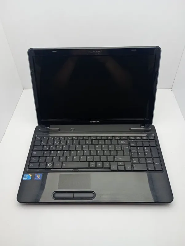 Ноутбук Toshiba L650 / 15.6" (1366x768) TN / Intel Core i5-430M (2 (4) ядра по 2.26 - 2.53 GHz) / 6 GB DDR3 / 500 GB HDD / AMD Radeon HD 5000, 1 GB DDR3, 128-bit / WebCam б/в - зображення 2