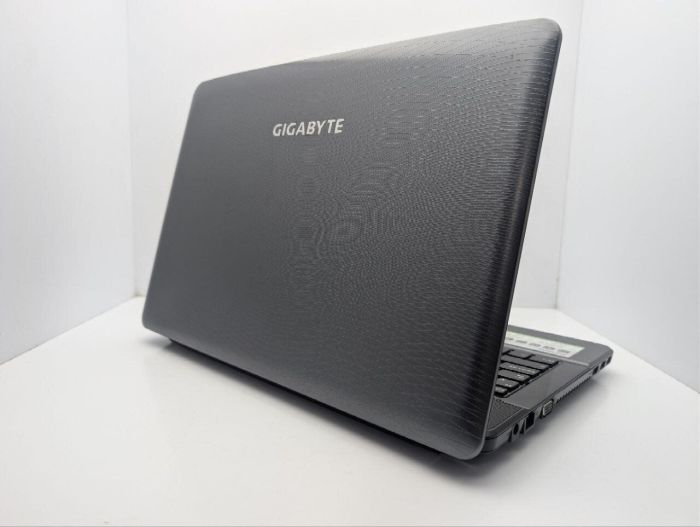 Ноутбук Gigabyte Q2532 / 15.6" (1366x768) TN / Intel Core i3-2348M (2 (4) ядра по 2.3 GHz) / 6 GB DDR3 / 320 GB HDD / Intel HD Graphics 3000 / WebCam / DVD-ROM б/в - зображення 8