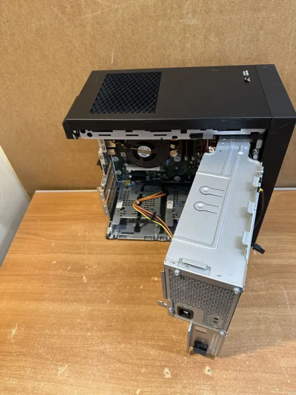 Комп'ютер Б-клас Dell Precision 3630 Tower / Intel Xeon E-2186G (6 (12) ядер по 3.8 - 4.7 GHz) / 32 GB DDR4 / 1000 GB SSD / Intel UHD Graphics P630 / 460W / DVD-ROM / DisplayPort / HDMI б/в - зображення 7