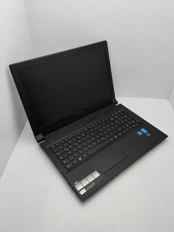 Ноутбук Lenovo B50-70 / 15.6" (1366x768) TN / Intel Core i3-4005U (2 (4) ядра по 1.7 GHz) / 8 GB DDR3 / 240 GB SSD / Intel HD Graphics 4400 / WebCam б/в - зображення 3