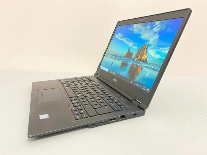 Ноутбук Б-клас Fujitsu LifeBook U748 / 14" (1920x1080) IPS / Intel Core i5-7200U (2 (4) ядра по 2.5 - 3.1 GHz) / 8 GB DDR4 / 256 GB SSD / Intel HD Graphics 620 / WebCam б/в - зображення 7