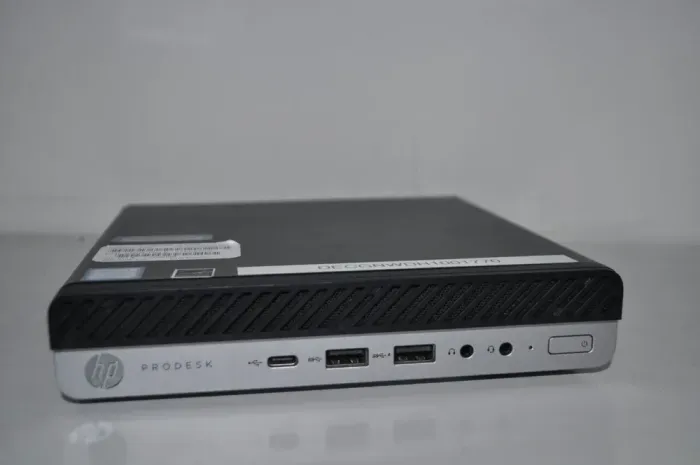 Неттоп HP ProDesk 600 G4 Desktop Mini USFF / Intel Core i3-8100T (4 ядра по 3.1 GHz) / 16 GB DDR4 / 256 GB SSD M.2 / Intel UHD Graphics 630 / Wi-Fi / Bluetooth / Windows 11 Pro б/в - зображення 4
