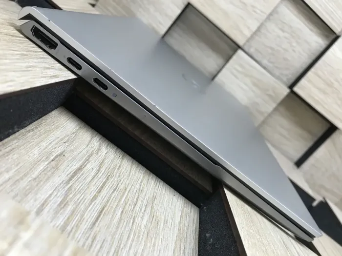 Ультрабук Б-клас Dell Inspiron 13 5310 / 13.3" (1920x1200) IPS / Intel Core i5-11320H (4 (8) ядра по 4.5 GHz) / 16 GB DDR4 / 256 GB SSD M.2 / Intel Iris Xe Graphics / WebCam / Windows 10 б/в - зображення 6