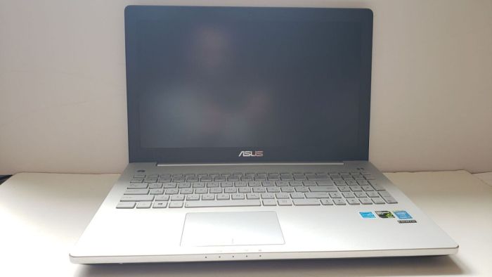 Ноутбук Б-клас Asus N550J / 15.6" (1920x1080) TN / Intel Core i7-4700HQ (4 (8) ядра по 2.4 - 3.4 GHz) / 16 GB DDR3 / 525 GB SSD / nVidia GeForce GT 750M, 2 GB GDDR3, 128-bit / WebCam б/в - зображення 2