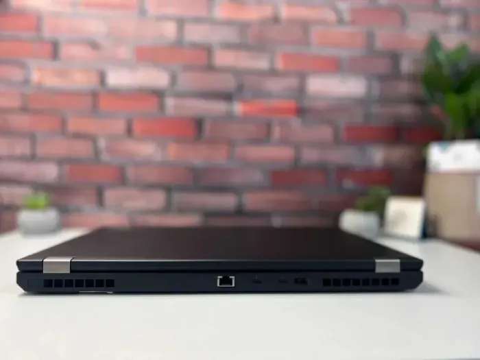 Мобільна робоча станція Lenovo ThinkPad P53 / 15.6" (1920x1080) IPS / Intel Core i7-9850H (6 (12) ядер по 2.6 - 4.6 GHz) / 64 GB DDR4 / 512 GB SSD M.2 / nVidia Quadro RTX 3000, 6 GB GDDR6, 192-bit / WebCam б/в - зображення 6