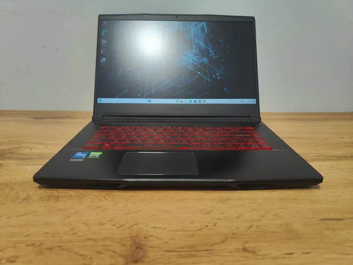 Ігровий ноутбук MSI GF63 Thin 11UC / 15.6" (1920x1080) IPS / Intel Core i5-11400H (6 (12) ядер по 2.7 - 4.5 GHz) / 16 GB DDR4 / 512 GB SSD / nVidia GeForce RTX 3050, 4 GB GDDR6, 128-bit / WebCam / Windows 11 б/в - зображення 3