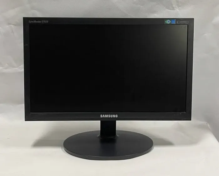 Комплект ПК: комп'ютер HP EliteDesk 800 G1 Tower / Intel Core i3-4130 (2 (4) ядра по 3.4 GHz) / 8 GB DDR3 / 500 GB HDD / Intel HD Graphics 4400 / DVD-ROM + Монітор Samsung SyncMaster E1920 / 19" (1366x768) TN / VGA б/в - зображення 4