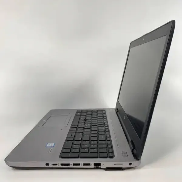 Ноутбук HP ProBook 650 G2 / 15.6" (1920x1080) TN / Intel Core i5-6200U (2 (4) ядра по 2.3 - 2.8 GHz) / 16 GB DDR4 / 250 GB SSD / Intel HD Graphics 520 / WebCam / Fingerprint б/в - зображення 5