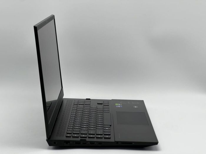 Ігровий ноутбук Б-класу HP Omen 17-ck2095cl / 17,3" (2560x1440) IPS / Intel Core i9-13900HX (24 (32) ядра по 2,2 - 5,4 ГГц) / 32 ГБ DDR5 / 960 ГБ SSD / nVidia GeForce RTX 4080, 12 ГБ GDDR6, 192-біт / WebCam б/в - зображення 3