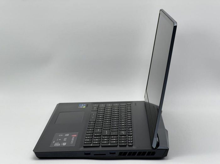 Ігровий ноутбук Б-класу MSI GE76 Raider 12UGS-201US / 17,3" (1920x1080) IPS / Intel Core i7-12700H (14 (20) ядер по 3,5 - 4,7 ГГц) / 32 ГБ DDR4 / 960 ГБ SSD / nVidia GeForce RTX 3070 Ti, 8 ГБ GDDR6, 256-bit / WebCam б/в - зображення 5