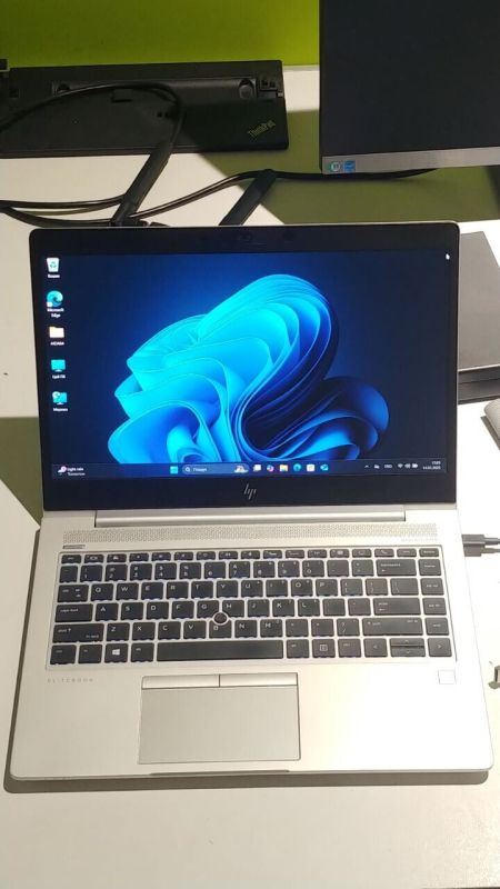 Ультрабук Б-клас HP Elitebook 745 G5 / 14" (1920x1080) IPS / AMD Ryzen 7 2700U (4 (8) ядра по 2.2 - 3.8 GHz) / 8 GB DDR4 / 128 GB SSD / AMD Radeon Vega 10 Graphics / WebCam б/в - зображення 8