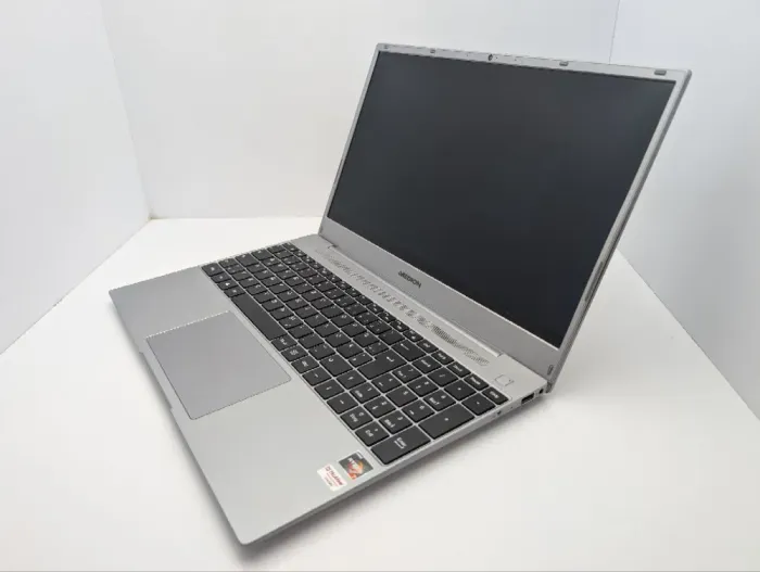 Ноутбук Medion Akoya E15301 / 15.6" (1920x1080) IPS / AMD Ryzen 7 3700U (4 (8) ядра по 2.3 - 4.0 GHz) / 8 GB DDR4 / 512 GB SSD M.2 / AMD Radeon RX Vega 10 Graphics / WebCam б/в - зображення 7