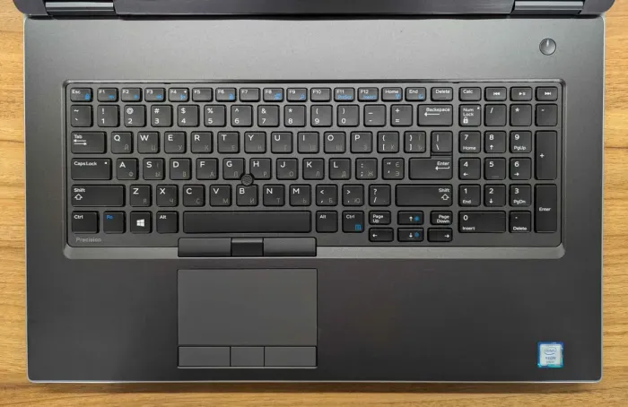 Мобільна робоча станція Dell Precision 7740 / 17.3" (1920x1080) IPS / Intel Xeon E-2276M (6 (12) ядер по 2.8 - 4.7 GHz) / 32 GB DDR4 / 1000 GB SSD / nVidia Quadro RTX 4000, 8 GB GDDR6, 256-bit / WebCam / Windows 10 б/в - зображення 3