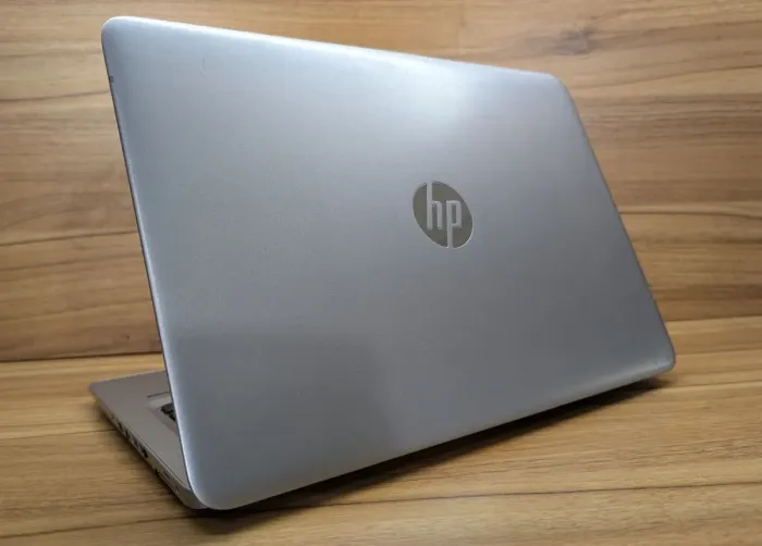 Ультрабук HP EliteBook 840 G3 / 14" (1920x1080) IPS / Intel Core i5-6200U (2 (4) ядра по 2.3 - 2.8 GHz) / 8 GB DDR4 / 256 GB SSD / Intel HD Graphics 520 / WebCam / TouchID / Windows 10 б/в - зображення 6