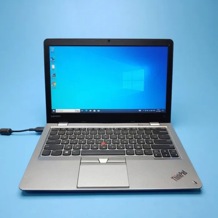 Ультрабук Б-клас Lenovo ThinkPad 13 / 13.3" (1366x768) TN / Intel Core i5-7200U (2 (4) ядра по 2.5 - 3.1 GHz) / 8 GB DDR4 / 256 GB SSD / Intel HD Graphics 620 / WebCam / Win 10 Pro б/в - зображення 2