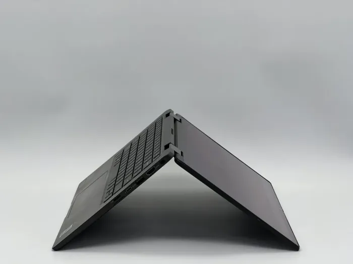 Ультрабук-трансформер Dell Latitude 7420 2-in-1 / 14" (1920x1080) IPS Touch / Intel Core i5-1145G7 (4 (8) ядра по 2.6 - 4.4 GHz) / 16 GB DDR4 / 240 GB SSD / Intel Iris Xe Graphics / WebCam б/в - зображення 5