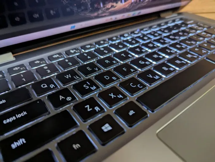 Ультрабук-трансформер Б-клас Dell Latitude 9520 / 15.6" (1920x1080) IPS Touch / Intel Core i5-1145G7 (4 (8) ядра по 2.6 - 4.4 GHz) / 16 GB DDR4 / 256 GB SSD / Intel Iris Xe Graphics / WebCam / Windows 11 б/в - зображення 6