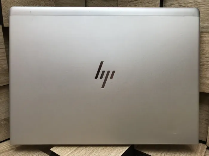 Ультрабук Б-клас HP EliteBook 830 G5 / 13.3" (1920x1080) IPS / Intel Core i7-8650U (4 (8) ядра по 1.9 - 4.2 GHz) / 8 GB DDR4 / 256 GB SSD M.2 / Intel UHD Graphics 620 / WebCam / USB 3.1 / HDMI б/в - зображення 8