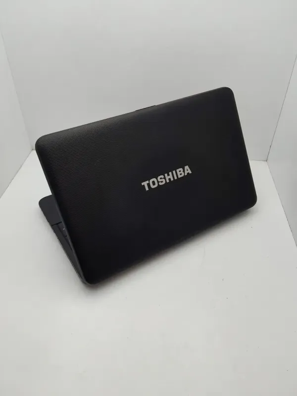 Ноутбук Toshiba Satellite C850 / 15.6" (1366x768) TN / Intel Core i5-3230M (2 (4) ядра по 2.6 - 3.2 GHz) / 6 GB DDR3 / 320 GB HDD / Intel HD Graphics 4000 / WebCam б/в - зображення 8