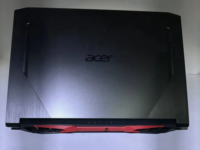 Ігровий ноутбук Б-клас Acer Nitro 5 AN515-55-53AG / 15.6" (1920x1080) TN / Intel Core i5-10300H (4 (8) ядра по 2.5 - 4.5 GHz) / 16 GB DDR4 / 256 GB SSD + 256 GB SSD / nVidia GeForce GTX 1650, 4 GB GDDR6, 128-bit / WebCam / Win 11 б/в - зображення 3